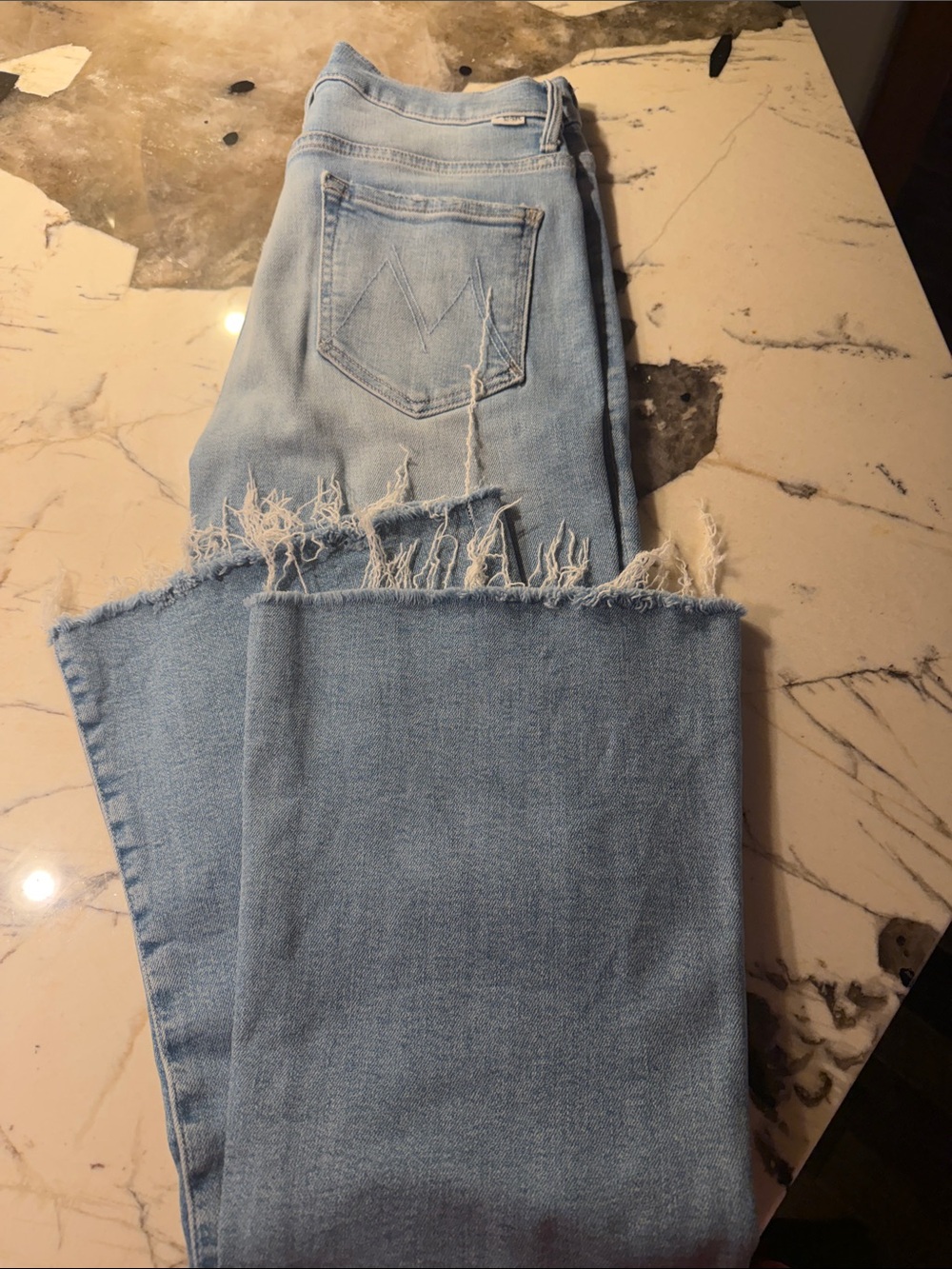 MOTHER Weekender Fray Denim
